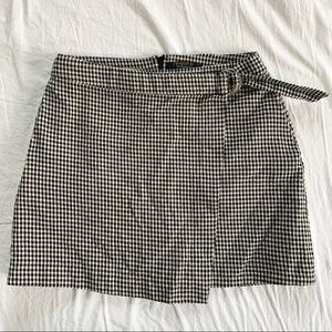 Forever 21 Wrap Belt Plaid Houndstooth Zip Skirt